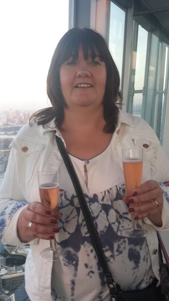 Lyn Fox, 63, Faces Knee Replacement After Decades of Weight Struggle