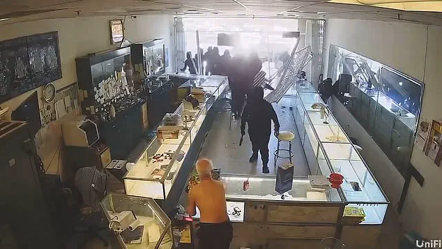 Coordinated Smash-and-Grab Attack on East San Jose Jewelry Store Sparks Community Demands for Enhanced Security Measures