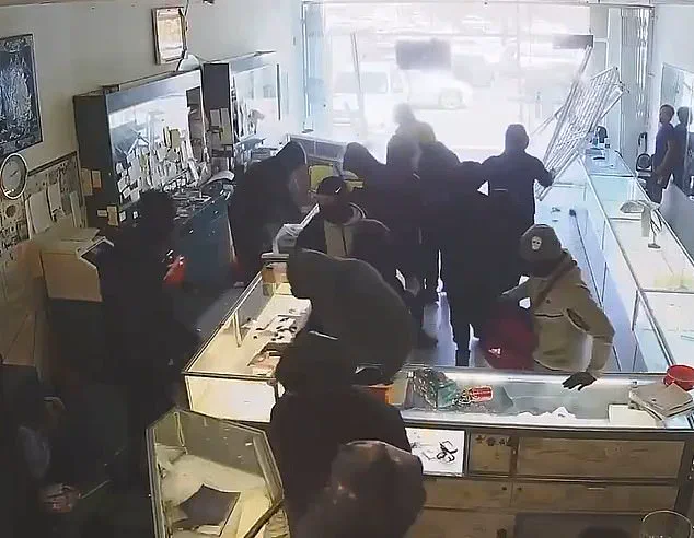 Coordinated Smash-and-Grab Attack on East San Jose Jewelry Store Sparks Community Demands for Enhanced Security Measures