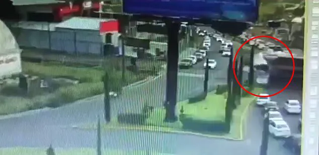 Government Agencies Mobilize in Response to Train Crash in Mexico, Eight Dead and 45 Injured