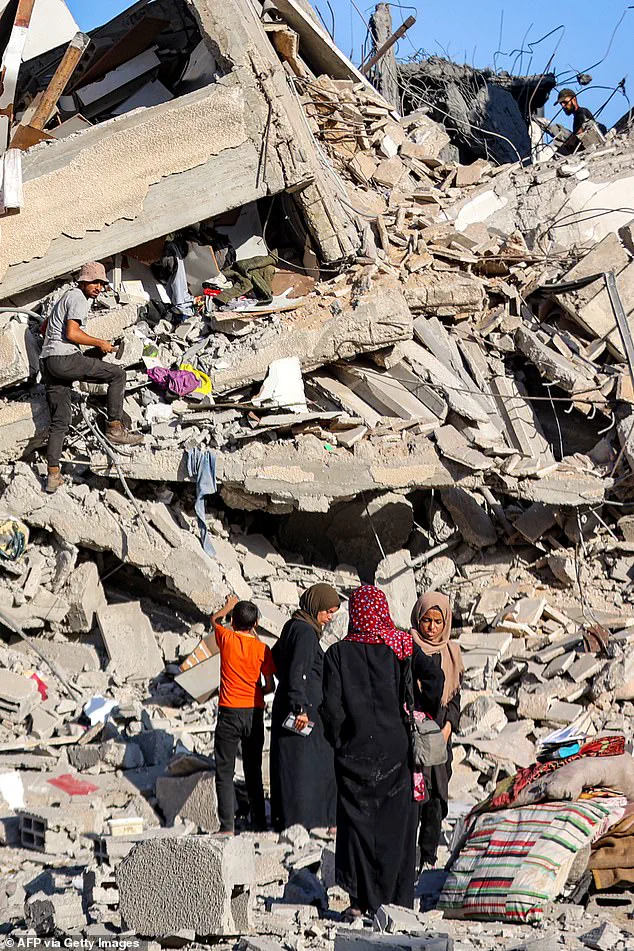 Israeli Evacuation Order in Gaza City Sparks Fears of New Offensive Amid Civilian Plight