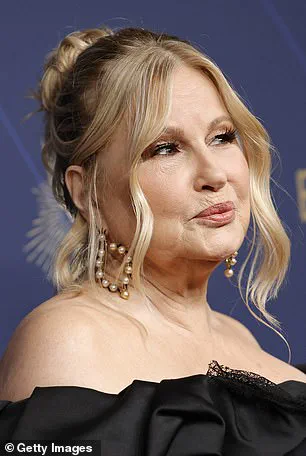 Jennifer Coolidge Stuns at 2025 Emmy Awards: Age-Defying Glamour and Hollywood Comeback