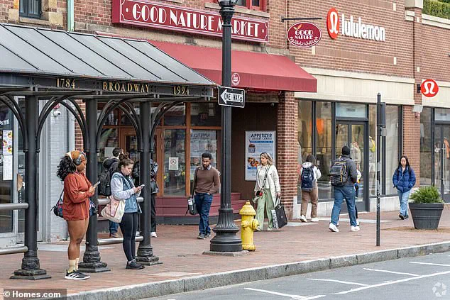 Affordable Housing Debate Erupts in Affluent Woodbridge, Connecticut as Environmental Concerns Clash with Policy Goals