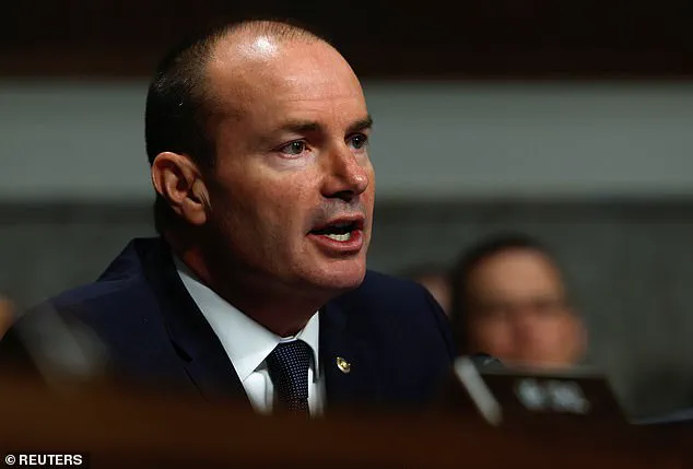 Unlikely Bipartisan Alliance Emerges in Opposition to Trump's Venezuela Military Intervention