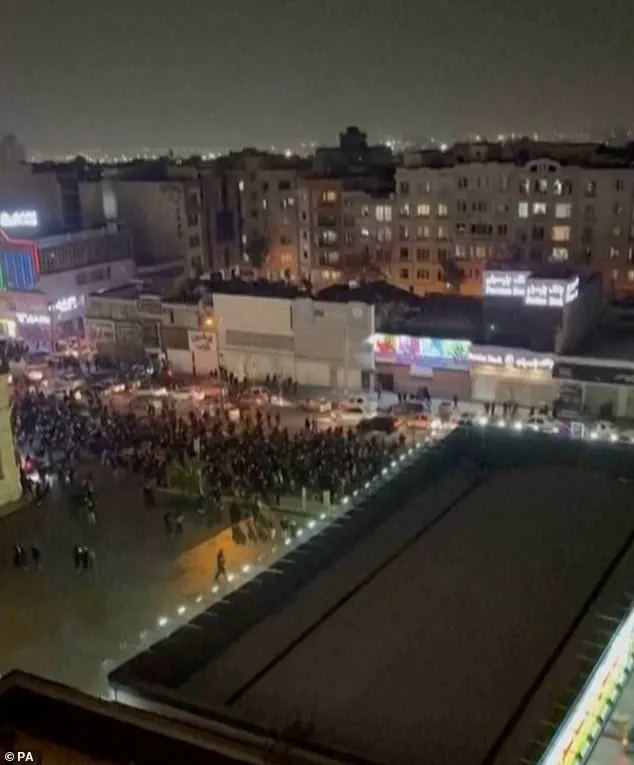 Nationwide Unrest and Crackdown: Iranian Protesters Defy Internet Blackout in Escalating Uprising