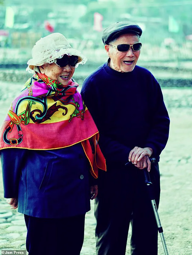101-Year-Old Jiang Yueqin: The Relaxed Lifestyle of a Local Legend Defying Aging Conventions