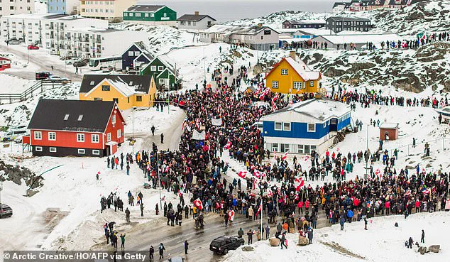 From Live Broadcasts to Policy Debates: The Impact of Government Directives on Public Discourse