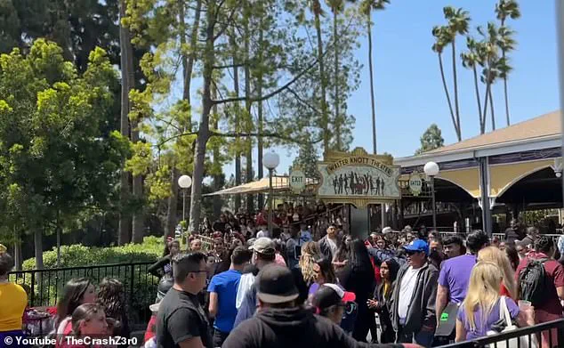 Incident at Knott's Berry Farm: Woman Allegedly Strikes Security Guard Over Line-Cutting Dispute, Footage Goes Viral