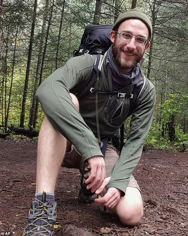 Fatal Shooting of Minnesota Nurse Sparks Outcry Over Federal Law Enforcement Conduct