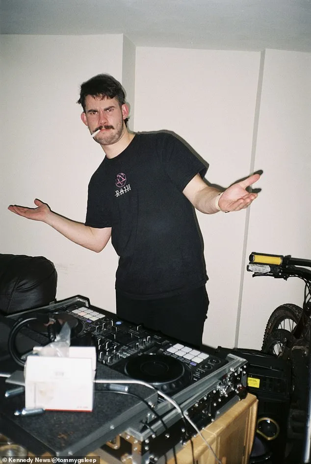 Truman Show Delusion: The Eight-Day Sleepless Ordeal That Led Tommy Graves to Psychosis