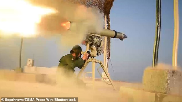 Iran Closes Strategic Waterway for Military Drill, Escalating U.S. Tensions and Sparking Global Economic Fears