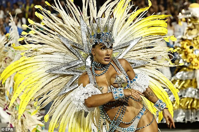 Rio Carnival Returns in Blaze of Color, Setting Attendance Records