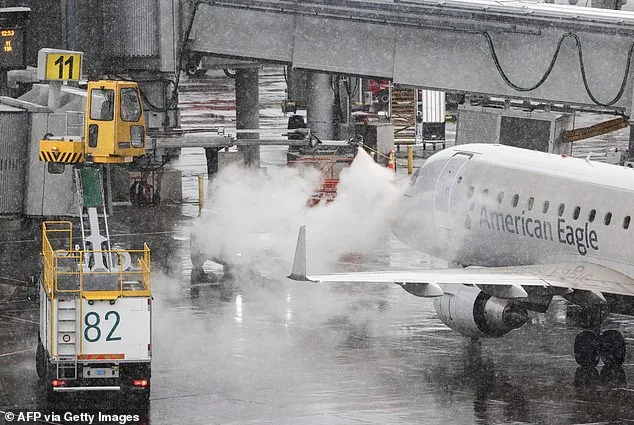 East Coast Airports in Chaos as Winter Storm Hernando Cancels 10,000 Flights