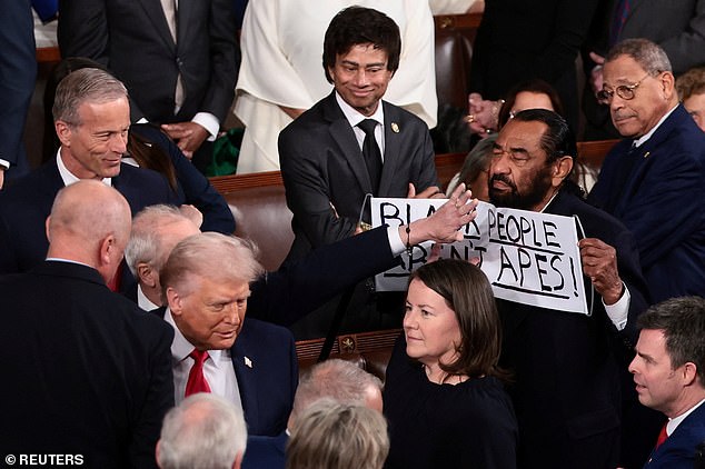 Congressman Al Green Removed During State of the Union Protest Against Trump's AI-Generated Video of Obamas as Primates