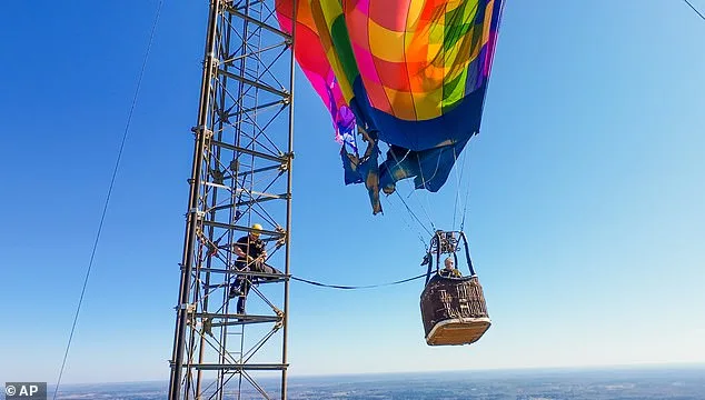 Daring Rescue After Hot Air Balloon Collision in Texas
