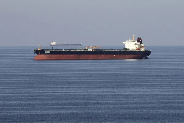 IRGC Claims Over 10 Oil Tankers Destroyed in Strait of Hormuz as Warnings Ignored