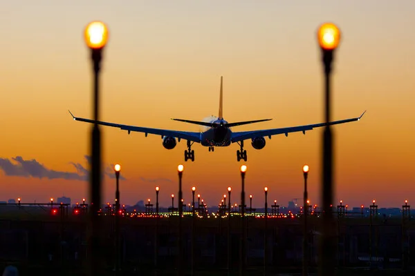 Jordan Reopens Airspace After 24-Hour Closure Amid Regional Tensions, as US-Israel Strike Reported