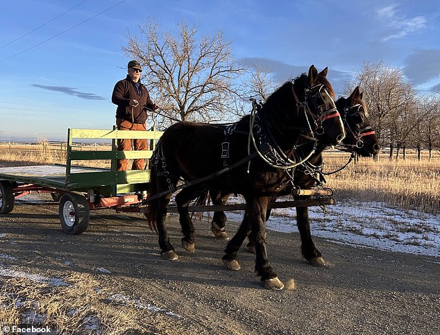 Wyoming Farmer Banned from McDonald's for Using Horse-Drawn Wagon, Igniting Debate on Tradition vs. Corporate Policy
