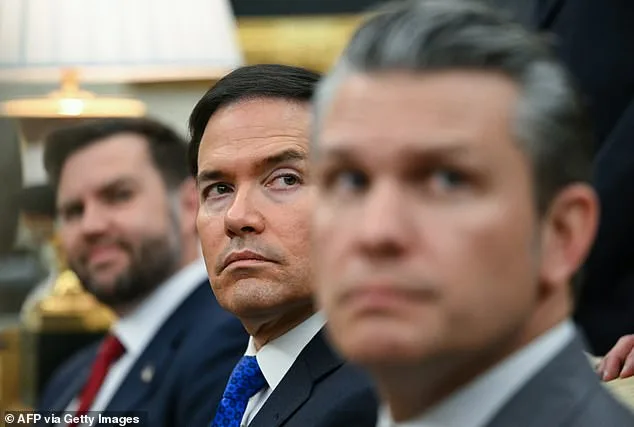 Trump Tests 2028 Successors Vance and Rubio at Mar-a-Lago Donor Meeting