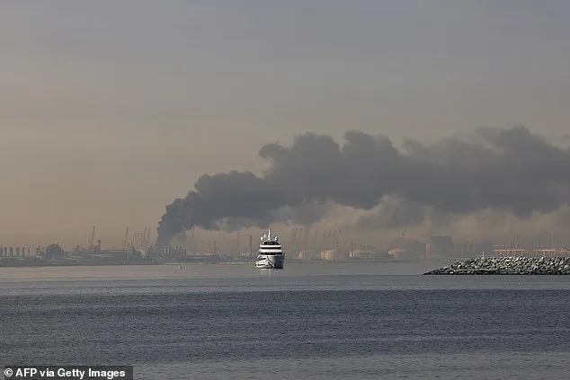 UAE F-16E Intercepts Iranian Drone Over Dubai in Dramatic Showdown