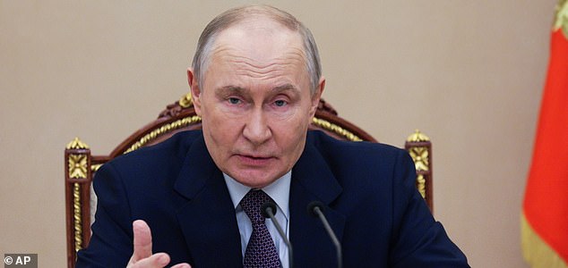 UK Readies Evacuation Ship for Mediterranean Amid Escalating US-Israel Conflict with Iran and Rising Humanitarian Crisis