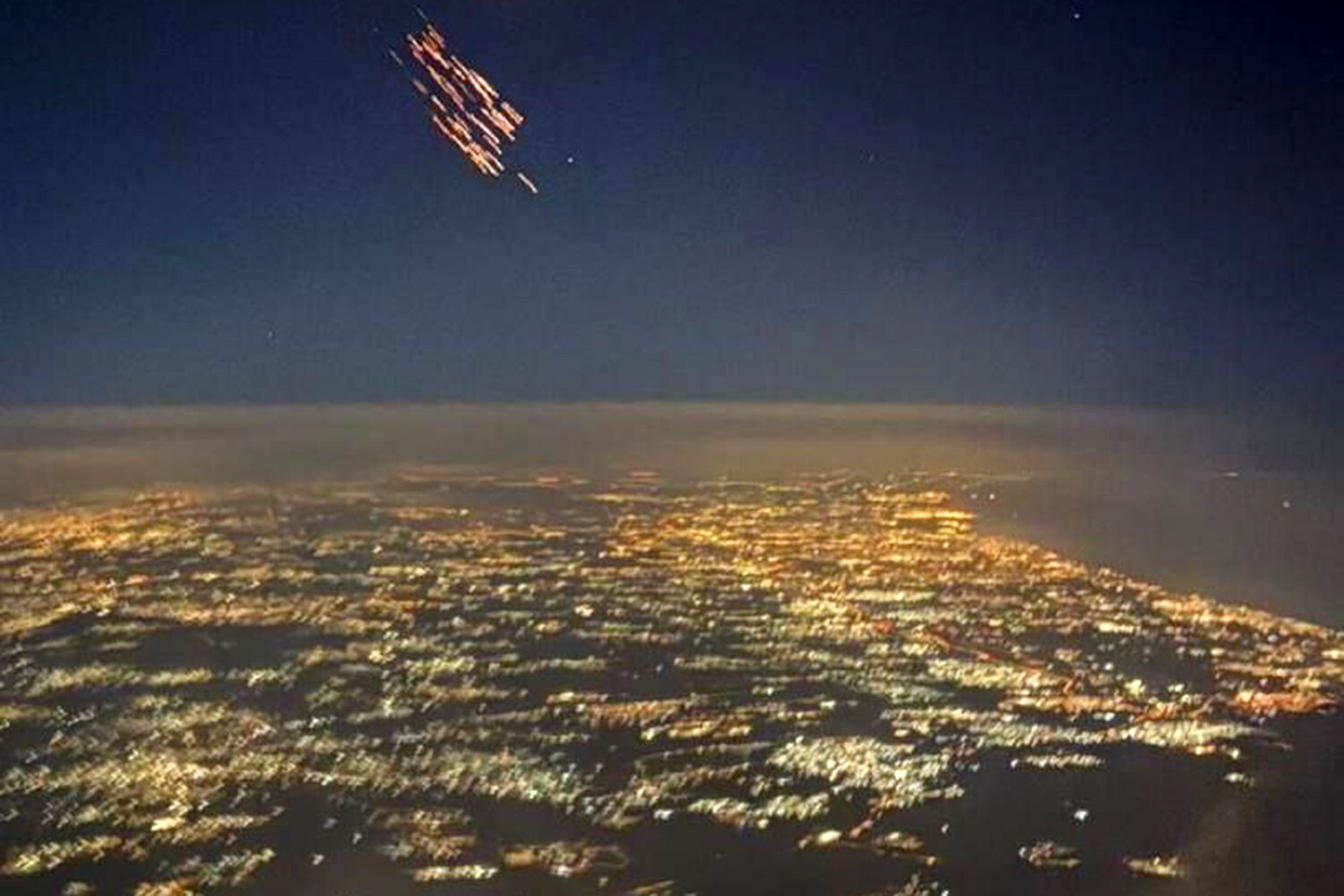 Exclusive Pilot Capture Shows Iran's Horramshahr-4 Missile Submunitions in Fiery Cascade