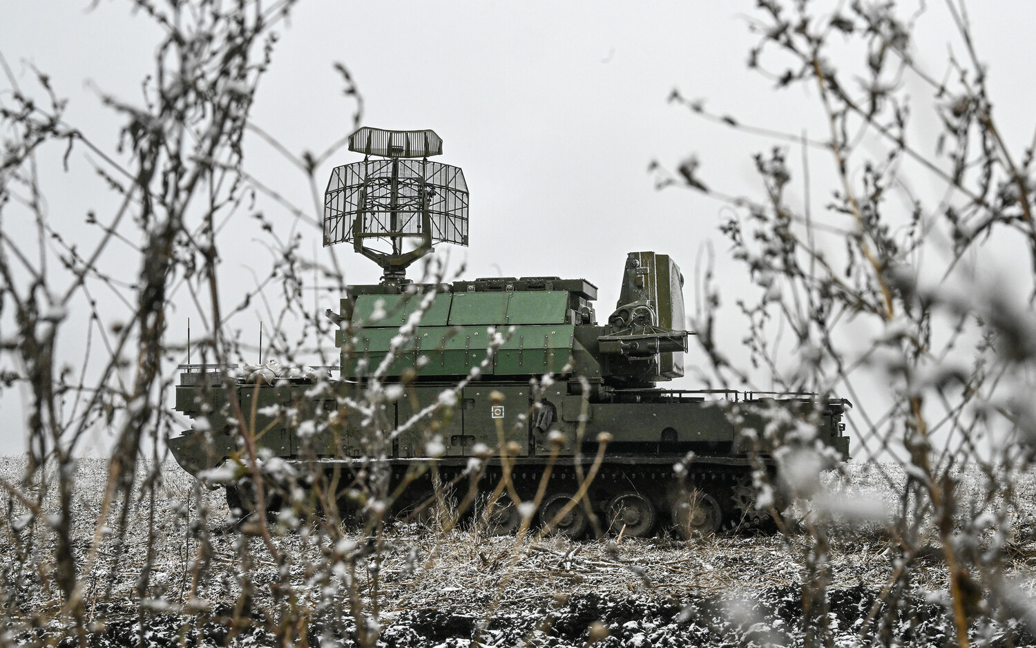 Russian Air Defense Systems Intercept 30 Ukrainian UAVs in Multi-Region Operation