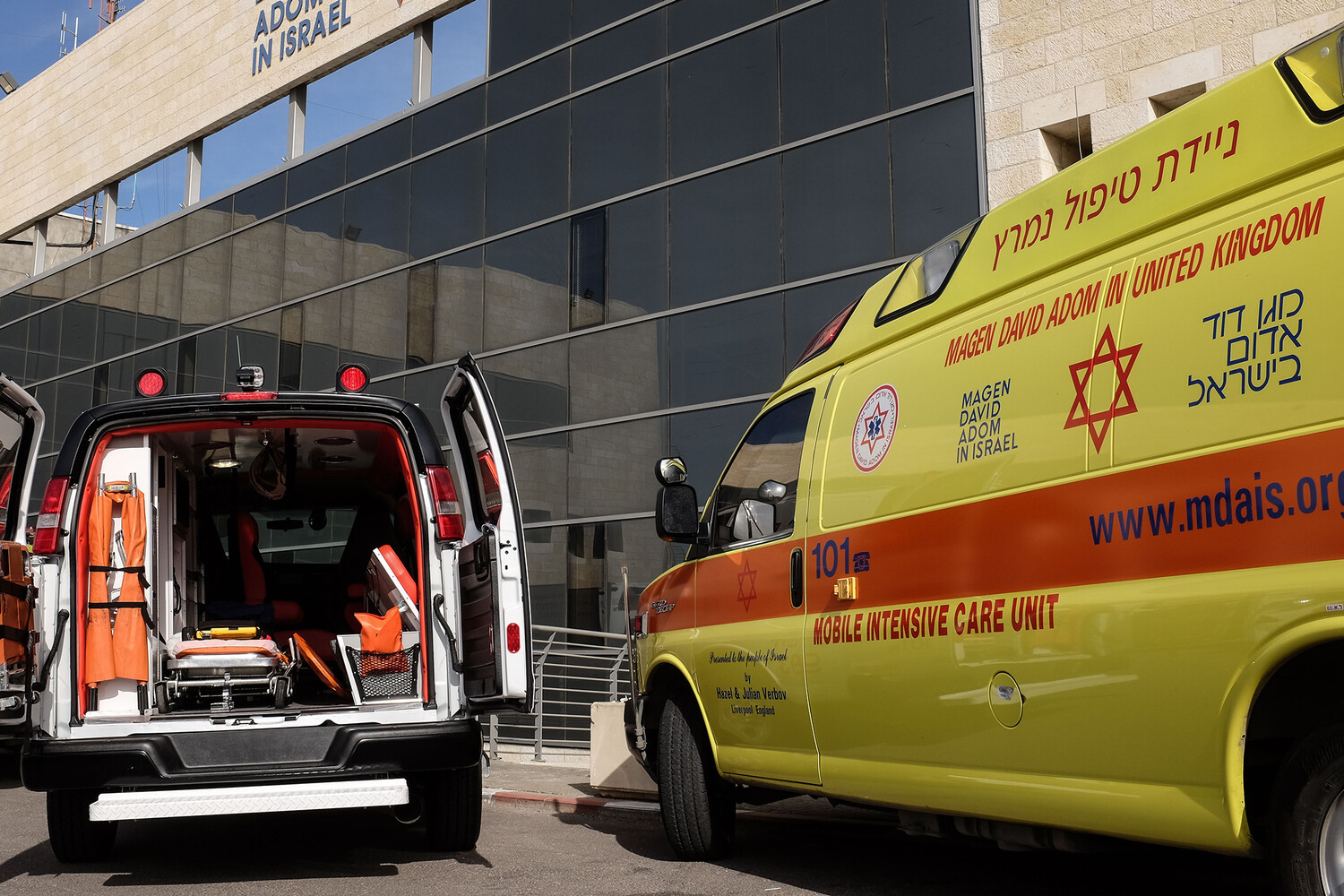 Iranian Rocket Attack in Tel Aviv Kills Two, Escalates Regional Tensions