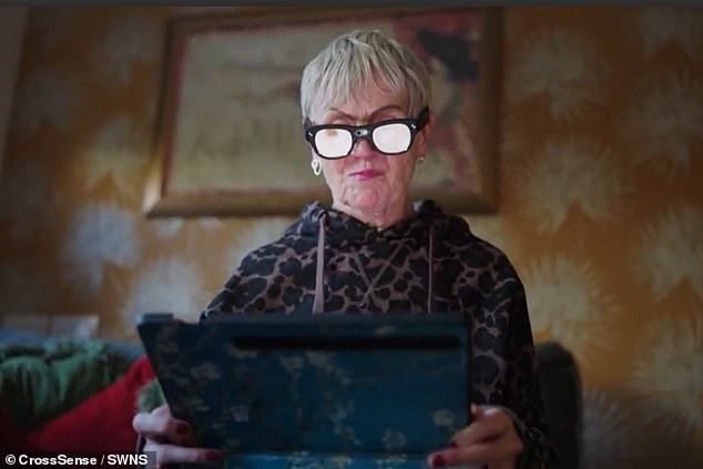 AI-Powered Glasses Revolutionize Dementia Care in NHS, Enhancing Independence Through Smart Technology