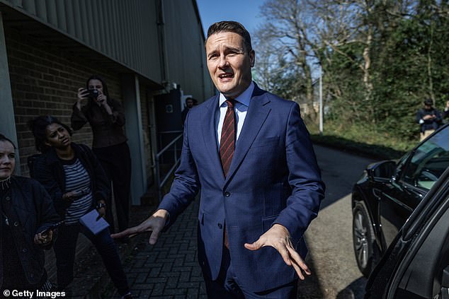 Broken Healthcare Promise Sparks Osteoporosis Crisis in UK, 17,000 Preventable Fractures Reported