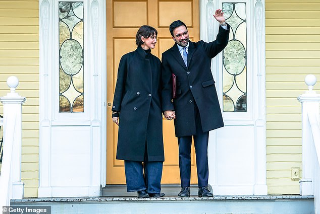 Brooklyn Middle School Faces Scrutiny Over Artwork by NYC First Lady in Social Justice Curriculum