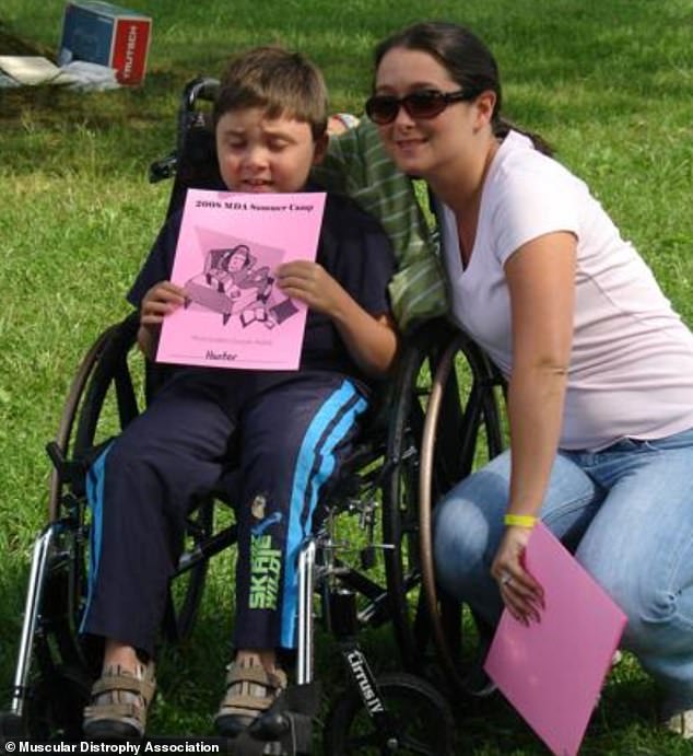 Fatal Fall During Allegiant Air Boarding Sparks Wrongful Death Lawsuit Over Negligence