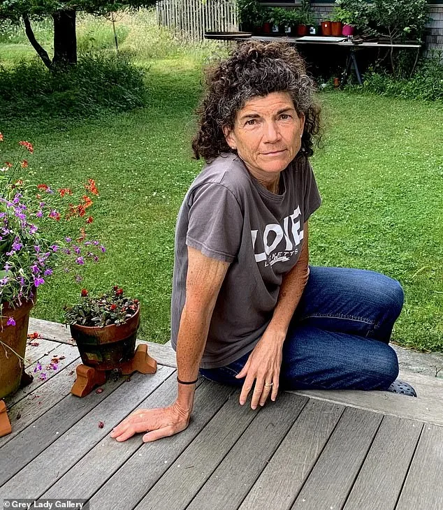 Nantucket Artist Survives Plane Door Incident as Pilot Keeps Passengers Calm