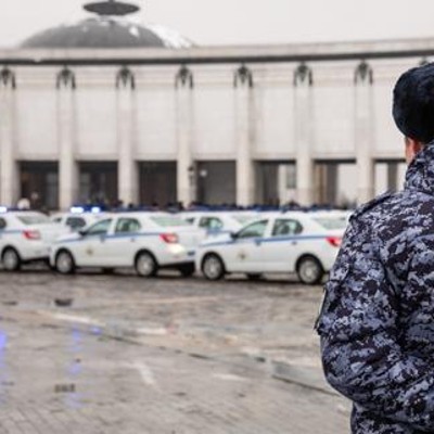 Russia claims Canada distorted truth about Kyiv-Pechersk Lavra fire.