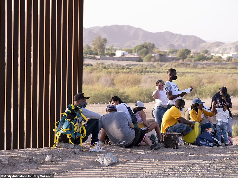 Coyotes Impersonating US Border Patrol to Smuggle Migrants