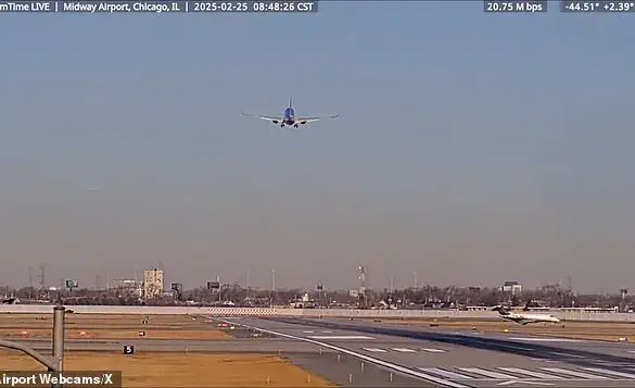 Near-Miss Incident at Chicago's Midway Airport: Skillful Avoiding Action by Southwest Pilot