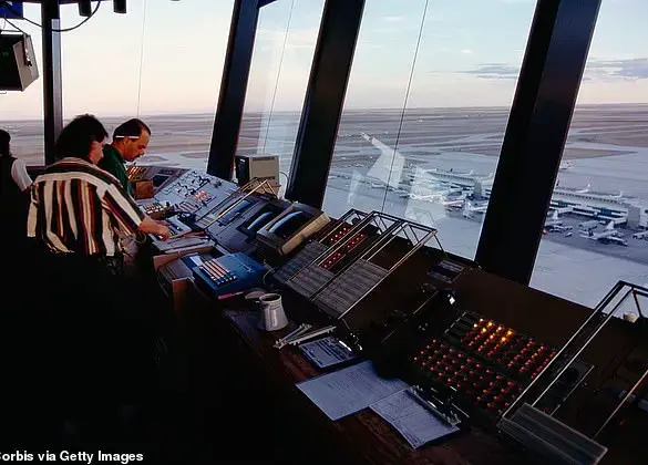 US Air Traffic Controller Shortage Raises Safety Concerns