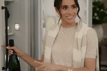 Meghan Markle: Dressing for honey collection