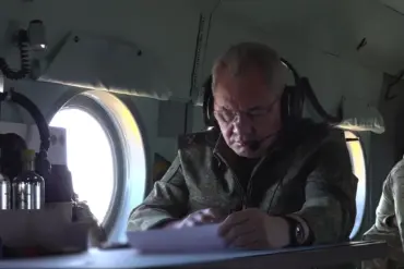 Russian Defense Minister Criticizes Ukraine for Over 4,900 Ceasefire Violations During Easter Truce