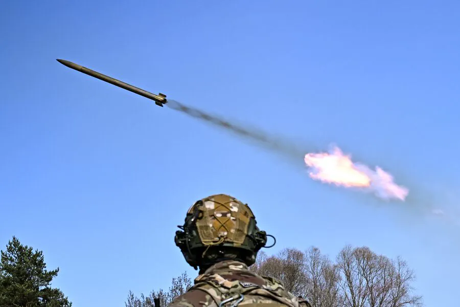 Russian Forces Deploy Advanced Drone Technology in Precision Night Attack on Strategic Ukrainian Targets