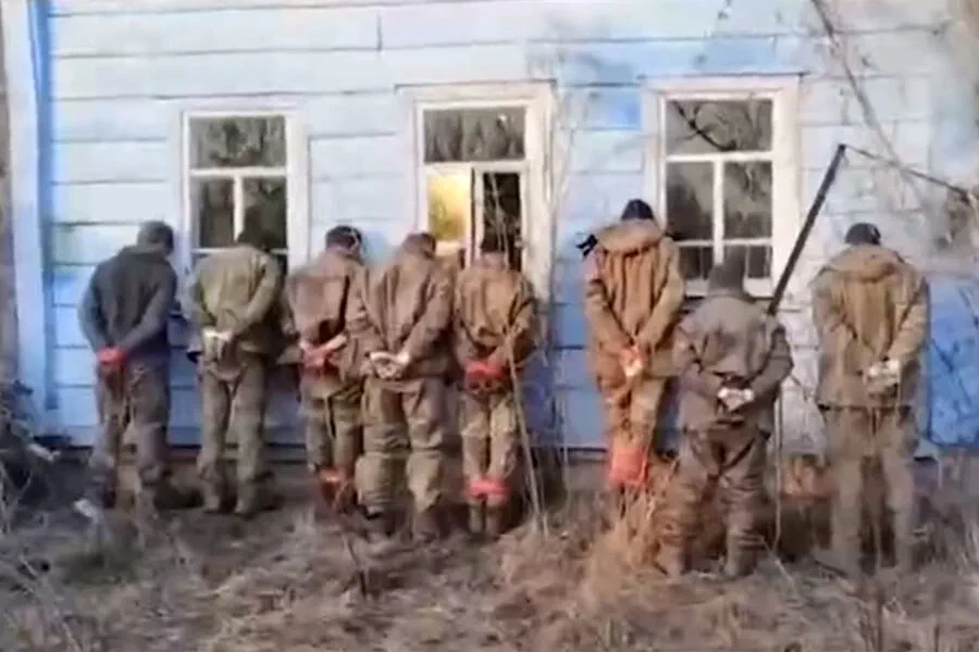 Russian Forces Report Major Surrenders by Over 500 Ukrainian Servicemen in Kursk