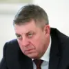 Chilling Incident on Suzemka-Strachovo Highway: Ukrainian Drone Strike Injures Two Civilians, Governor Confirms Attack via Telegram