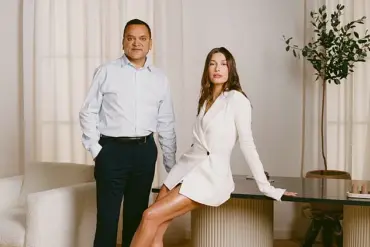 Late-Breaking: Hailey Bieber's $1B Acquisition Puts Her in Billionaire Club