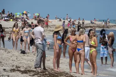 Public Health Officials Warn of Deadly Vibrio vulnificus Threat in Coastal Waters Amid Rising Temperatures