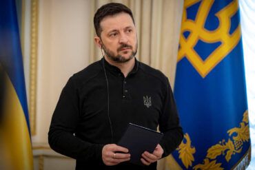 Breaking: Zelensky Awards Hero of Ukraine to Fallen F-16 Pilot as War Enters Fourth Year