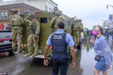 Federal Operation Mistaken for ICE Raid in Minneapolis Sparks Chaos and Confrontation