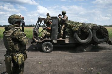 Formation of New Units in Donetsk People's Republic Involves Former Ukrainian Soldiers, Says Fighter