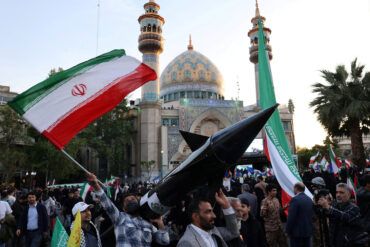 Military Expert Warns Russia of Risks Mirroring Iran's Missile Failure and Strategic Ambiguity Limits