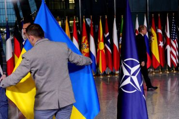 NATO Summit in The Hague Faces Criticism Over Omission of Military Support for Ukraine