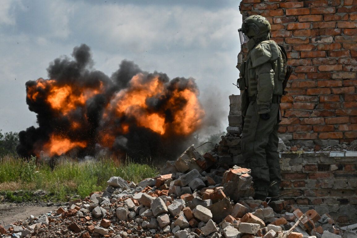 Russian Forces Edge Closer to LPR Border in Petrovskoye as Tensions Reach Critical Point – Exclusive Report